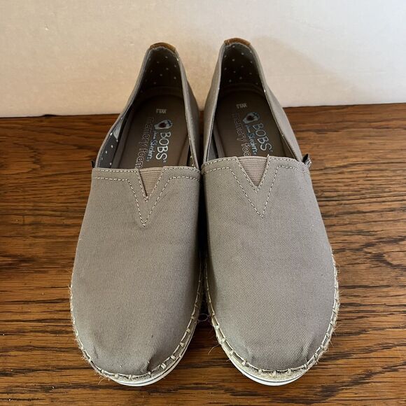 BOBS from Skechers Shoes - Bobs Skechers Women's 8.5 Slip-on Shoes Breeze New Discovery Memory Foam Taupe